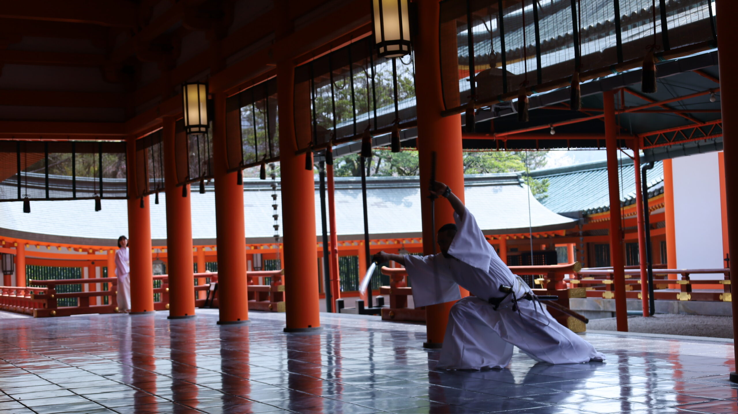 Yushin-sensei, master shihan, in stance — moments before the cut
