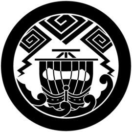 Yushinkan family crest