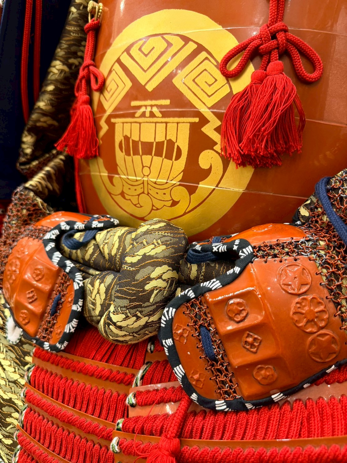 Samurai armor chest crest and armored sleeve detail